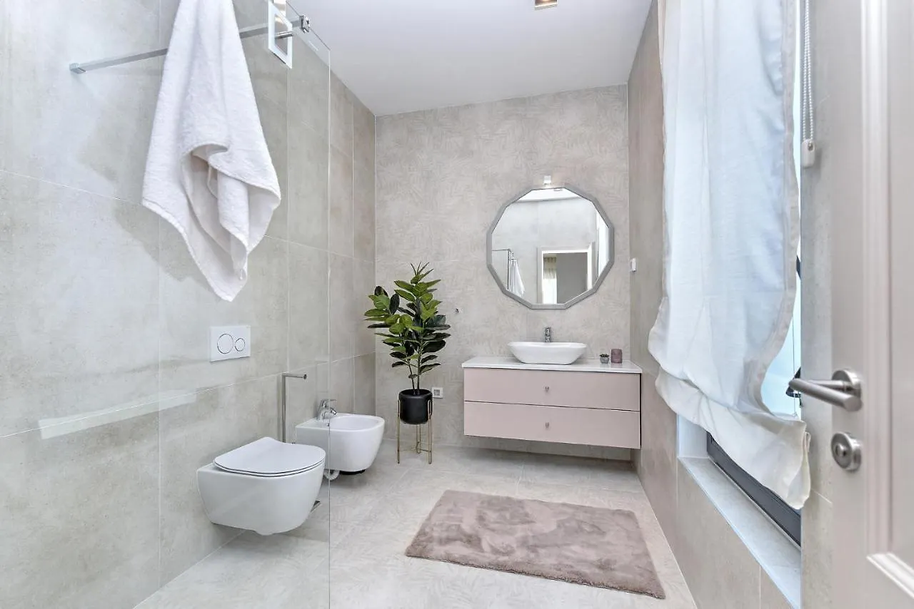 New Villa Tihi Otok Near The Beach Fazana 0*,